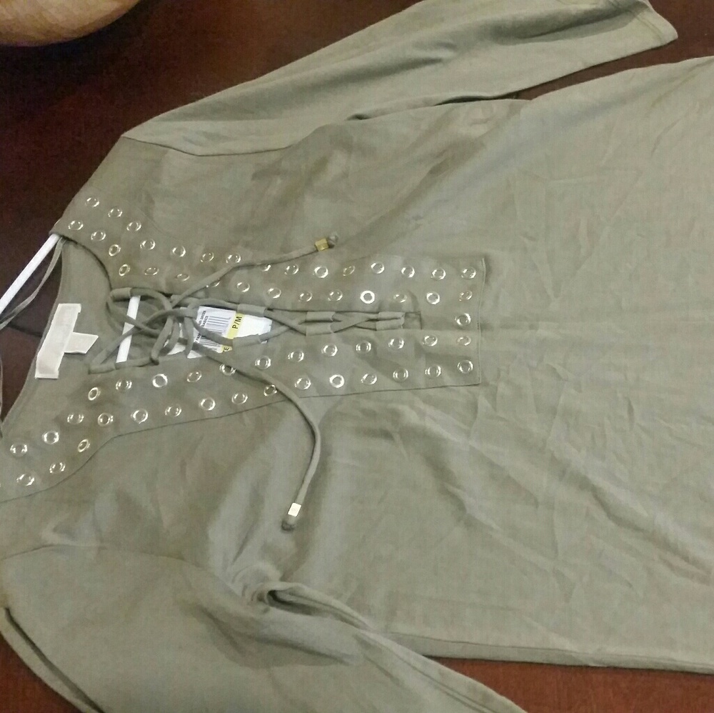 NWT olive Michael Kors Top